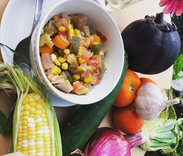 zicari, zicari greenhouse, zicari greenhouses, bedding plants, market, greenhouse dunnvile, ON, lowbanks, microgreens, garden vegetables, vegetable market, season vegetables